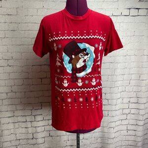Buc-ees size small red Christmas sweater print short sleeve tshirt